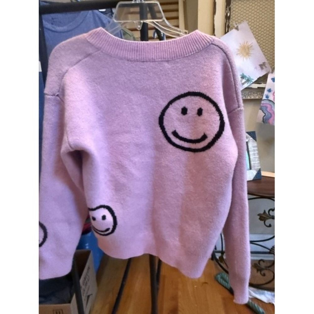 Grey Lab Los Angeles Kids Purple Smiley Face V-Neck Knit Sweater Lavender Medium